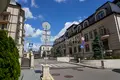 комерційна за адресою Новоселицька вул., 7
