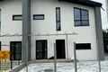 будинок за адресою Степана Бандери вул.