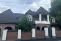 будинок за адресою Павла Загребельного вул. (Миколи Раєвського), 11а