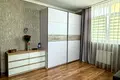 квартира за адресою Сім'ї Кульженків вул. (Петра Дегтяренка), 33