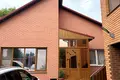 будинок за адресою Центральна вул.
