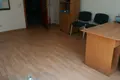 комерційна за адресою Раїси Окіпної вул., 4