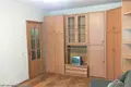 квартира по адресу Ревуцкого ул., 42-Б