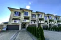 будинок за адресою Курортна вул., 9
