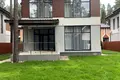 будинок за адресою Лісна