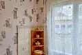 квартира за адресою Космонавтів вул., 12