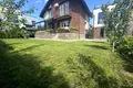 будинок за адресою Квітнева вул.