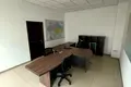 комерційна за адресою Авіаконструктора Ігоря Сікорського вул. (Танкова), 8