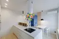 квартира за адресою Салютна вул., 2к3