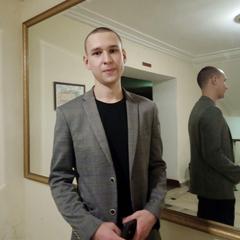 Дворський Валентин