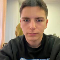 Титаренко Максим