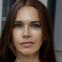 Кострикова Олена