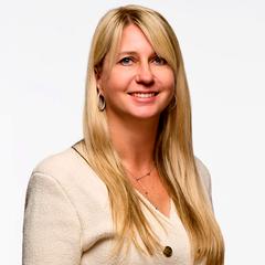 Петрова Олена