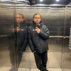 Сукретний Володимир