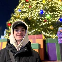 Каміна Євгеній