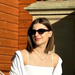 Блажок Аліна