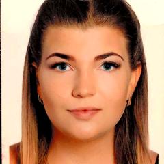 Пославська Христина