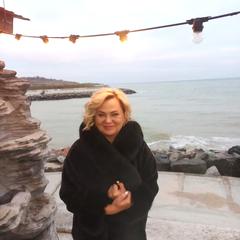 Петрова Олена