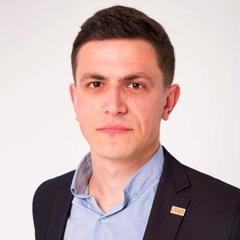Суворов Роман