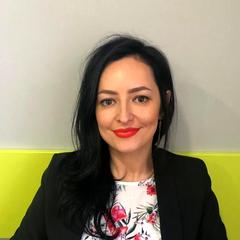 Зварич Вікторія