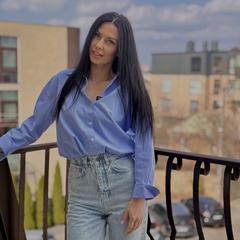 Наконечна Яна