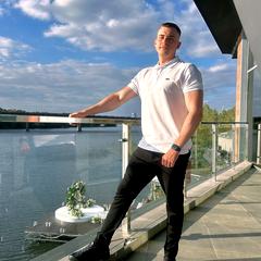 Головчак Максим