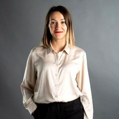 Бужинська Яна