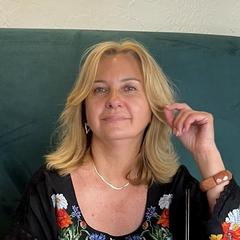 Енрольд Олена