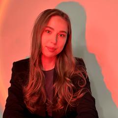 Мешкова Ангеліна