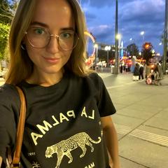 Варфоломєєва Юлія