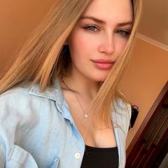 Поник Аліна