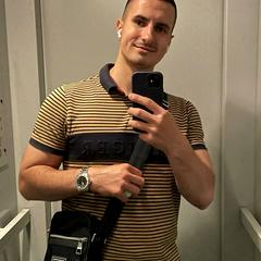 Кандела Віталій