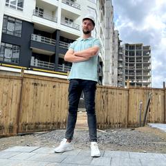 Олійник Максим