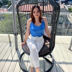 Лобанова Карина