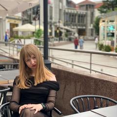 Андронакі Діана