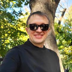 Широкопояс Станіслав