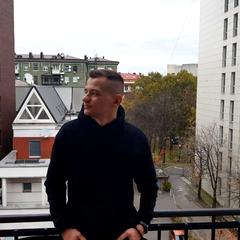 Овчаренко Роман