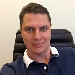 Шмаленюк Роман