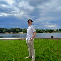 Буланий Валентин