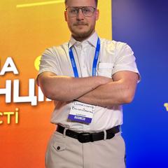 Вишиваний Олександр