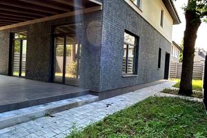 дом по адресу Києво-Мироцька