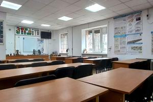 комерційна за адресою Івана Мазепи просп. (Петровського), 49
