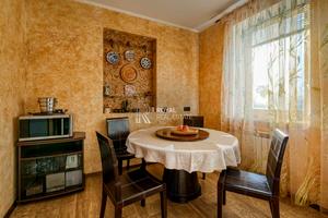 будинок за адресою с. Святопетрівське, Польова вул., 79