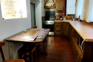 квартира за адресою Торгова вул., 7
