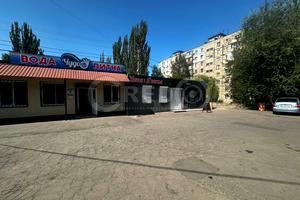 комерційна за адресою Космонавтів вул., 13а