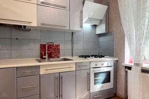 квартира по адресу Угорская ул., 17
