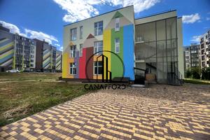 комерційна за адресою Стеценка вул., 75-Е