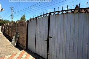 будинок за адресою Руставелі вул.