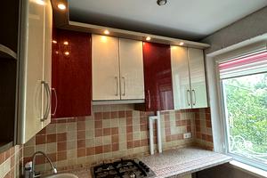 квартира за адресою Космонавтів вул., 2