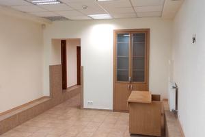 коммерческая по адресу Митрополита Василия Липковского ул. (Урицкого), 40